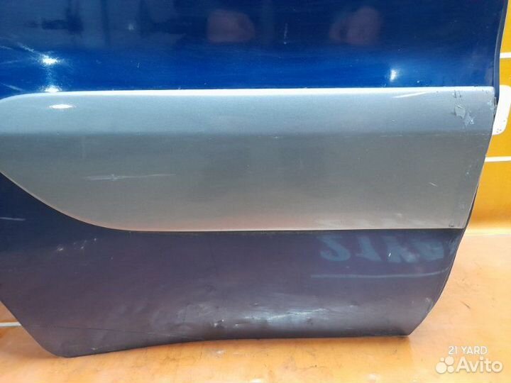 Дверь задняя правая Toyota RAV4