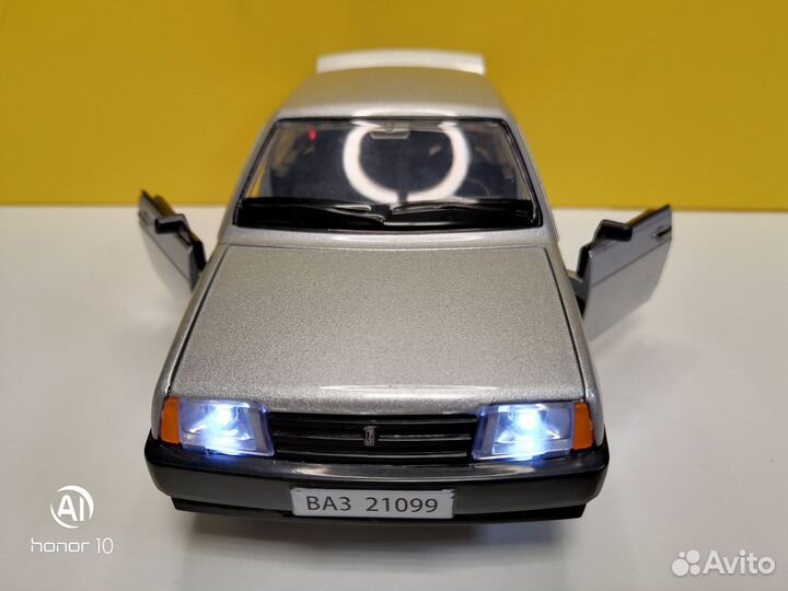 Ваз 21099 в масштабе 1/24 18.5 см Технопарк