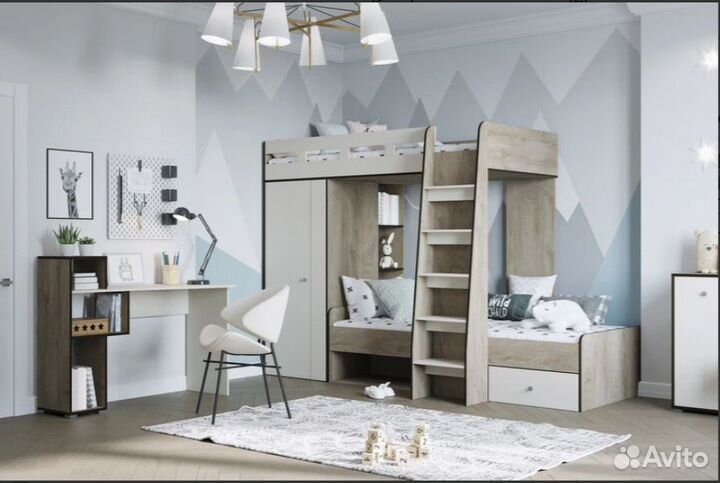 Детская двухъярусная кровать