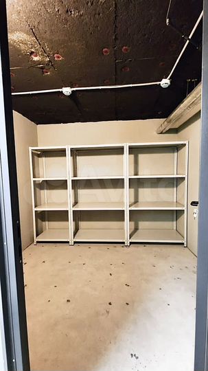 Машиноместо, 10 м²