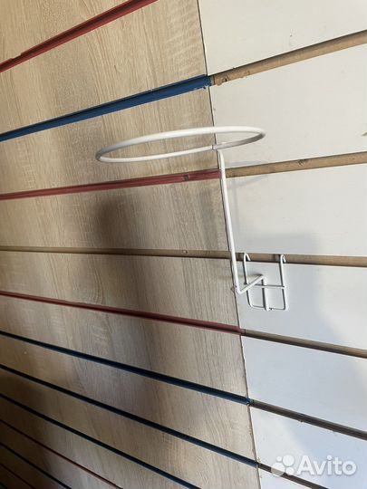 Подставка под головной убор