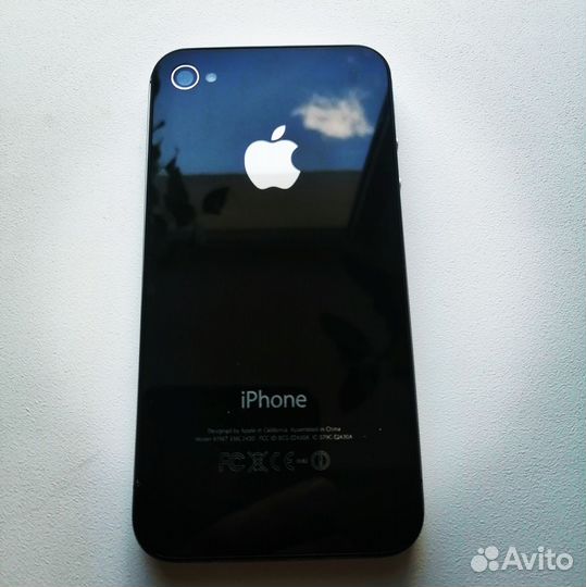 iPhone 4S, 8 ГБ