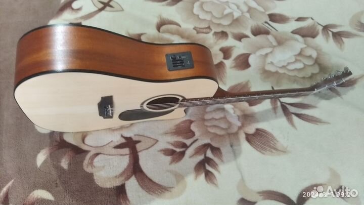 Электроакустическая гитара Jet