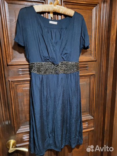 Платье с вышивкой бисером 48 размер