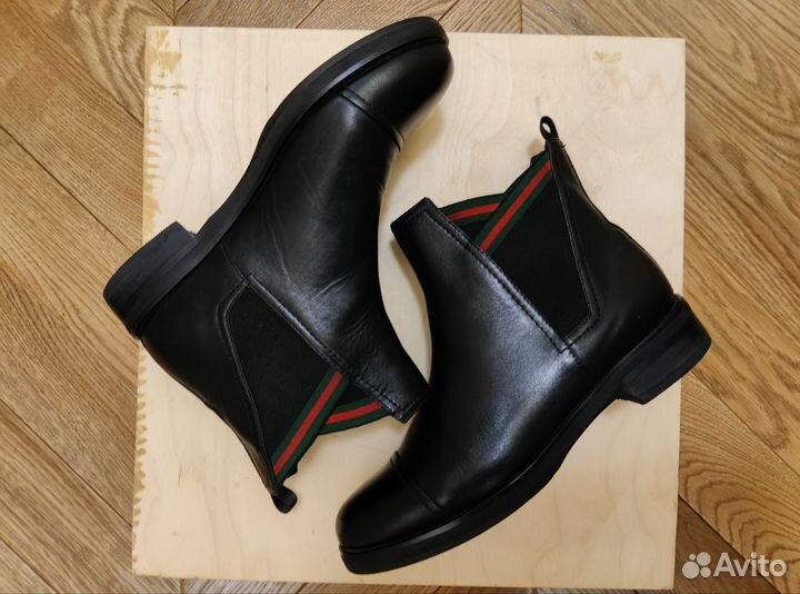 Ботинки женские