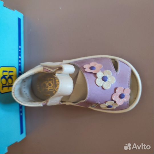 Босоножки для девочки