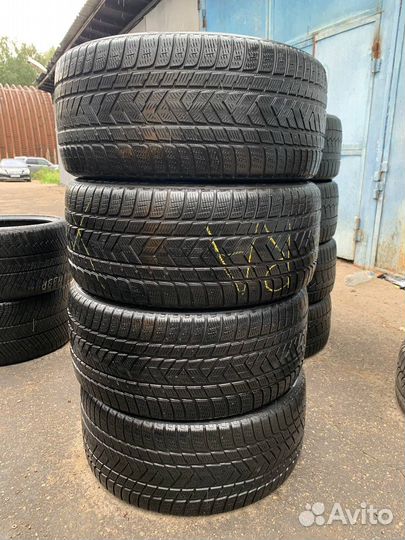 Pirelli Scorpion Winter 295/35 R21 107V