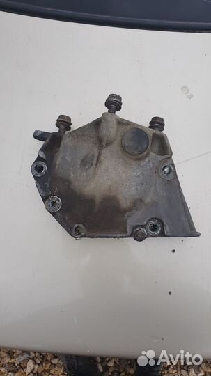 Крышка ремня грм renault logan