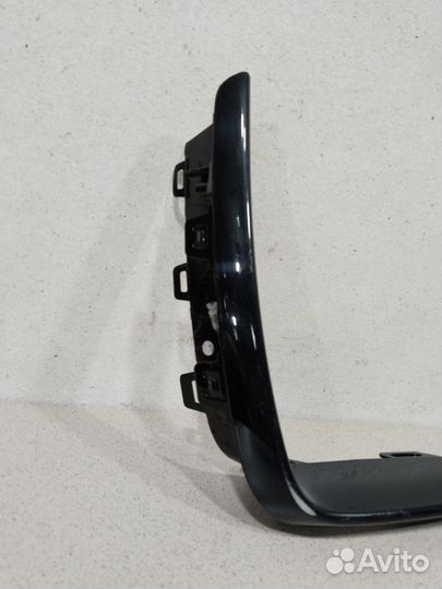 Накладка переднего бампера левая Geely Tugella