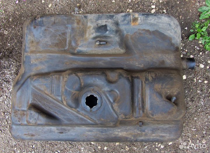 Бак топливный на Ford Transit 86-00