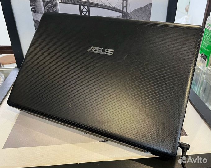 Ноутбук Asus X55