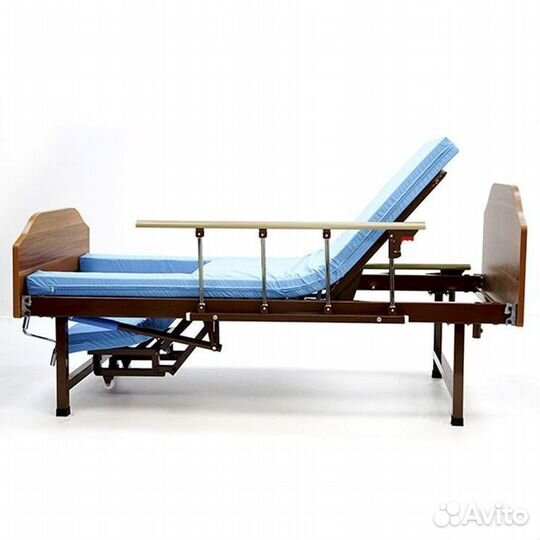 Медицинская кровать для инвалидов