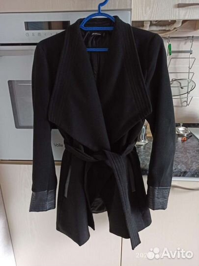 Пальто Stradivarius