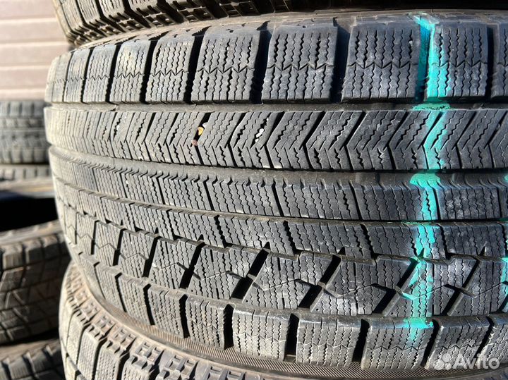Bridgestone Blizzak VRX 225/55 R17