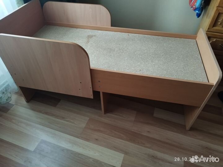 Кровать детская