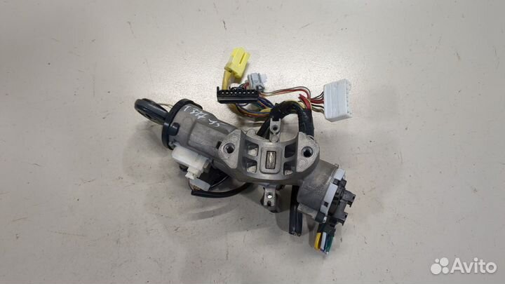 Замок зажигания Suzuki Swift 2011, 2012