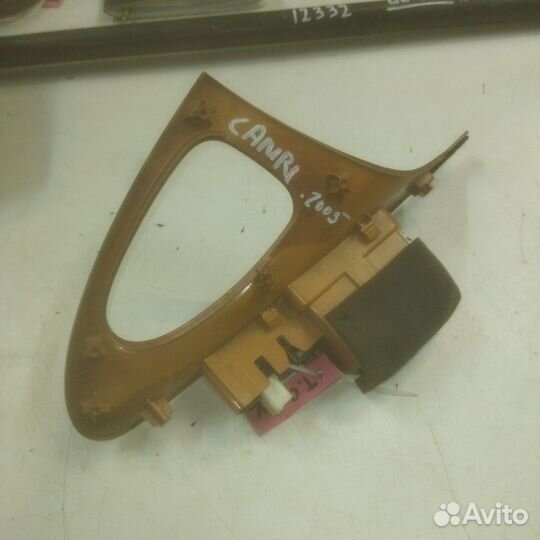 Блок управления стеклоподъёмниками Toyota Camry 40