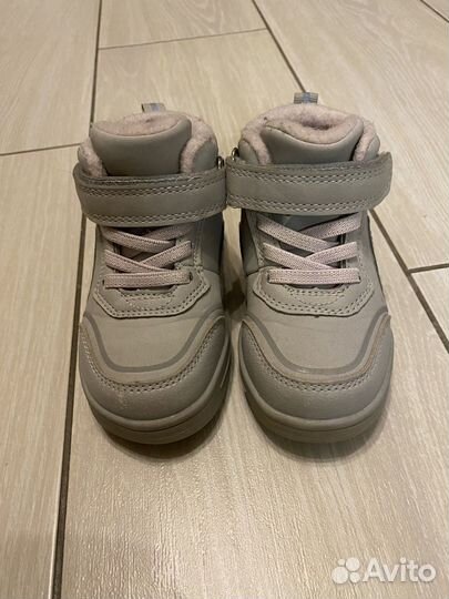 Ботинки для девочки 22 р