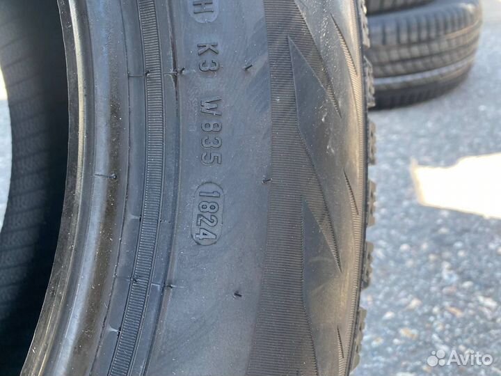 Pirelli Formula Ice 235/60 R18 107T