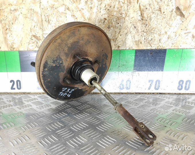 Усилитель тормозов вакуумный Audi 80/90 1986 1991