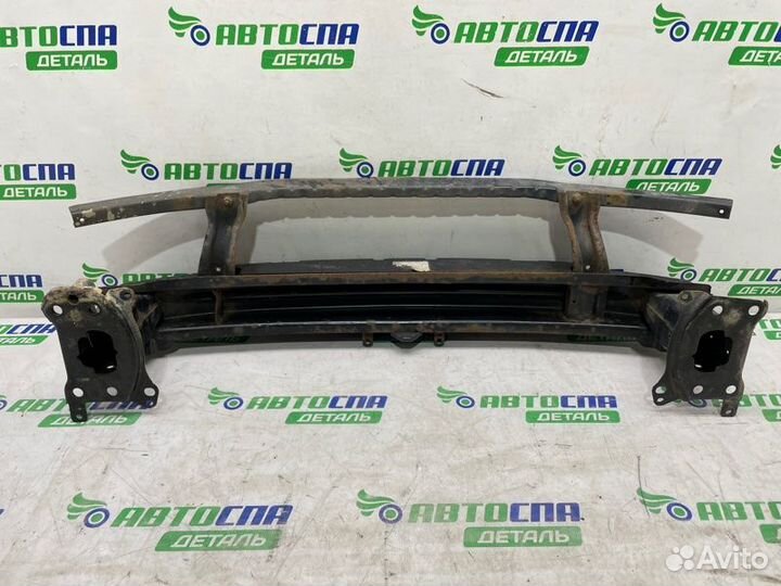 Усилитель бампера передний Volkswagen Passat B6