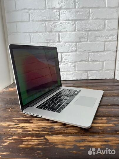 MacBook Pro 15Inch 2014 Retina/512/16/Core i7