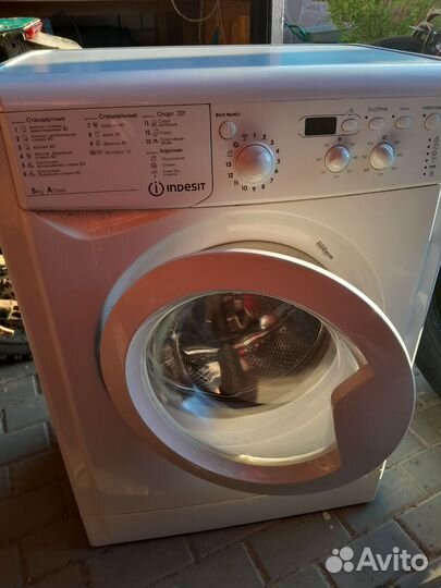 Стиральная машина indesit 5кг