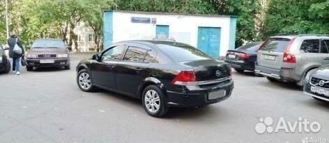 Opel Astra 1.8 AT, 2010, 215 000 км