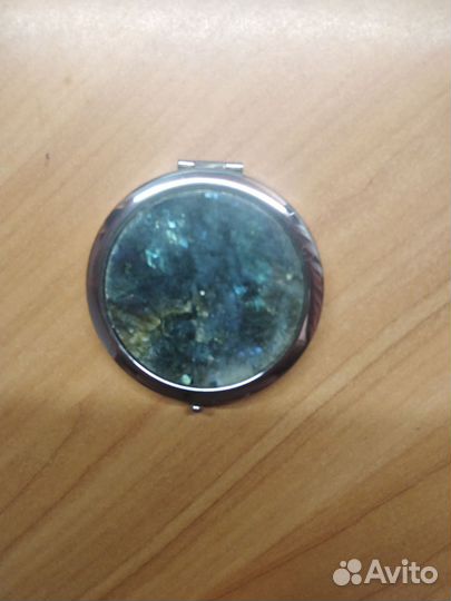 Зеркало карманное