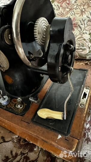 Подольская швейная машинка (ножная и ручная)
