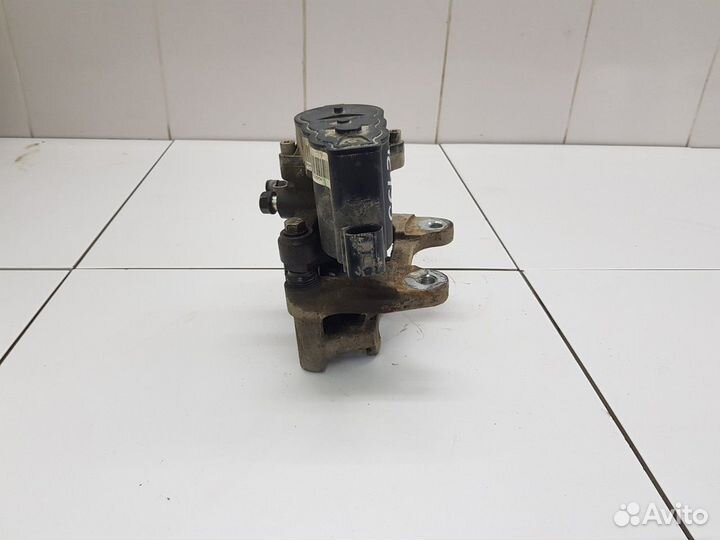 Суппорт задний левый (Geely Coolray)