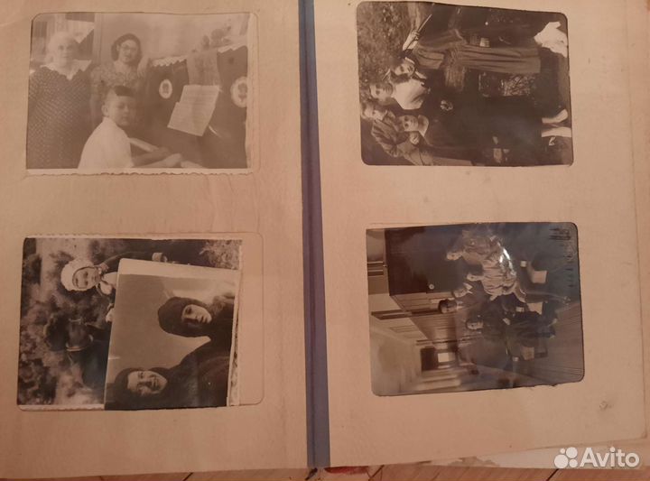 Альбом с фотографиями военных лет