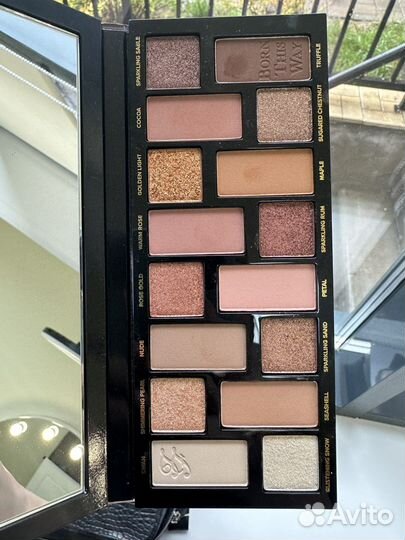 Палетка теней too faced