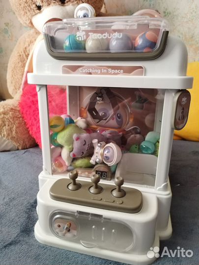Игровой автомат хватайка с игрушками