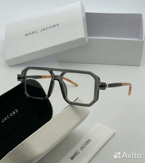 Очки имиджевые солнцезащитные