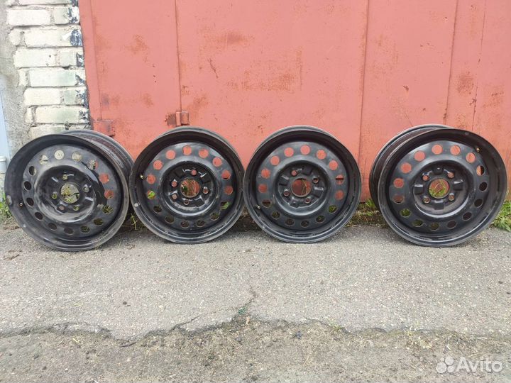 Оригинальные штампованные диски Hyundai r15