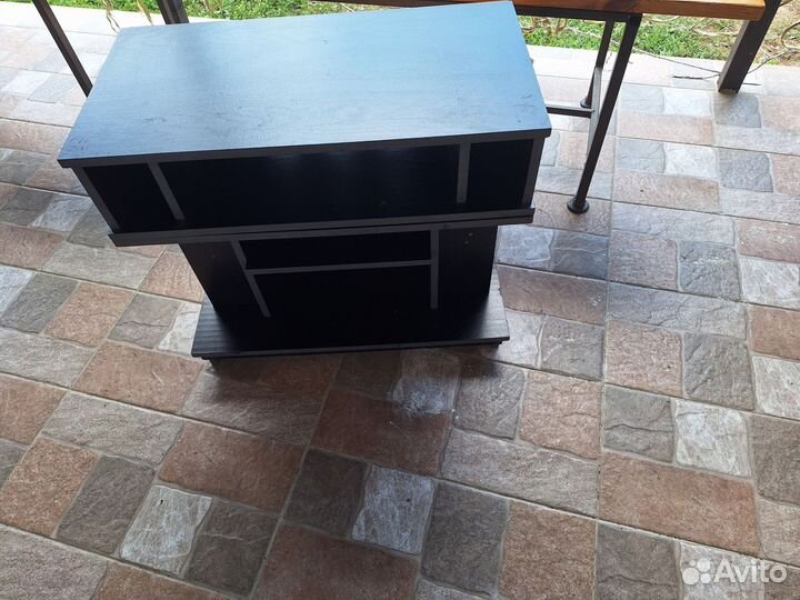 Тумбочка под телевизор