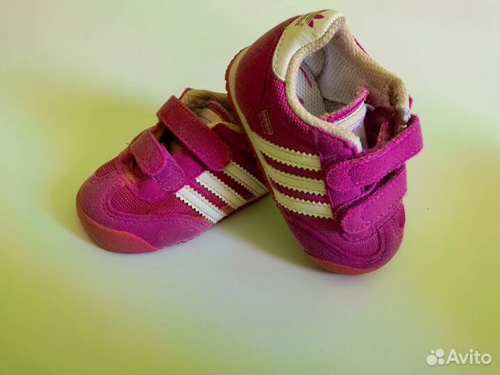 Кроссовки adidas для девочки 19 размер