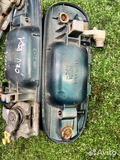 Ручка двери наружняя L R Honda CRV RD1 Црв