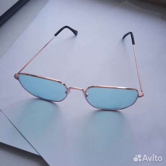 Солнечные очки женские