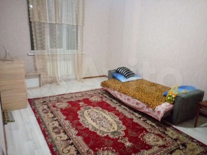 1-к. квартира, 42 м², 2/9 эт.