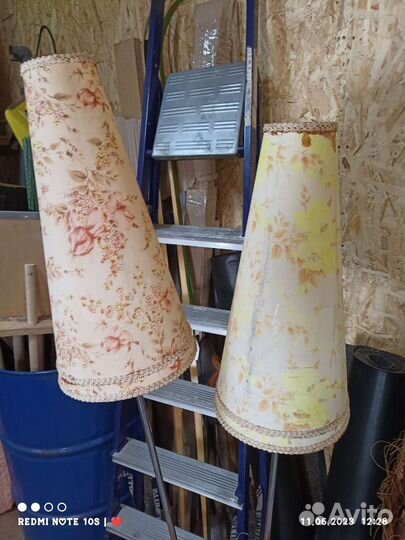 Торшер напольный с абажуром