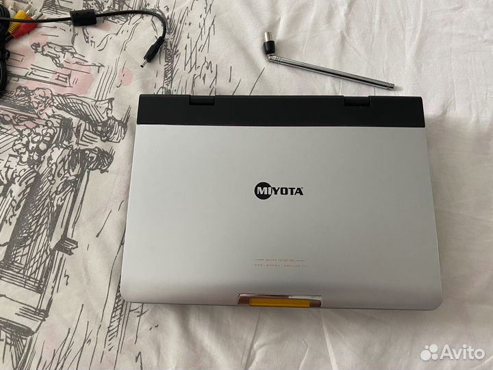 Портативный DVD плеер с TV тюнером M-DTV 1010P RU