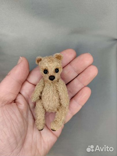 Вязаный медведь ручной работы