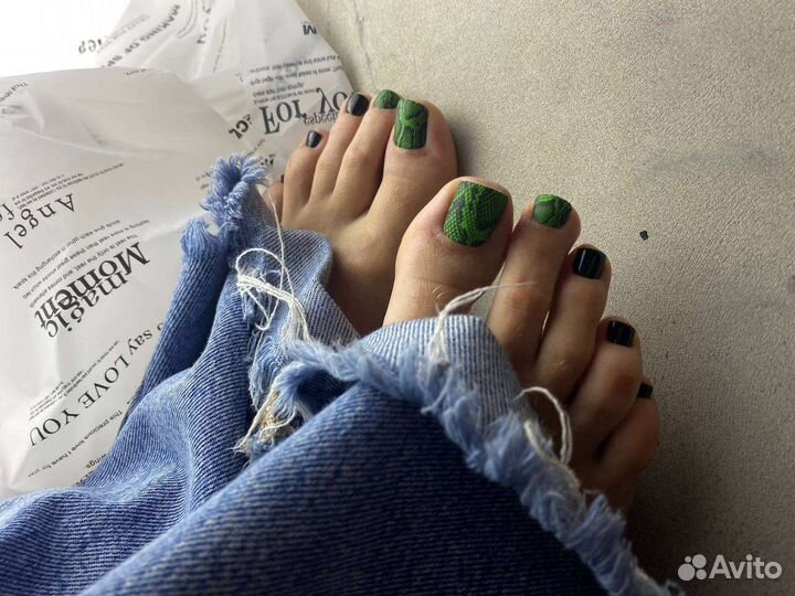 Маникюр,педикюр