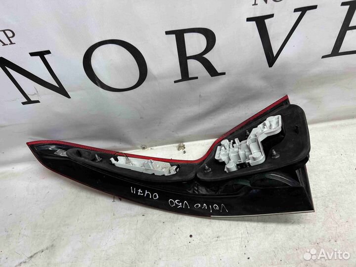 Фонарь задний левый Volvo V-50
