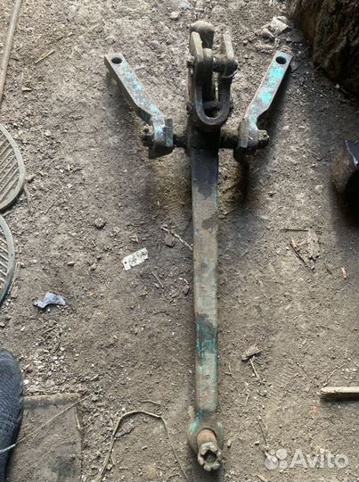 Устройство тягово сцепное для трактора