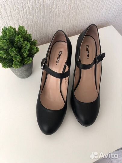 Туфли женские 40 размер, черные