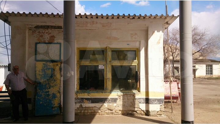 Здания, 671 м²