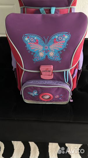 Рюкзак школьный для девочки 1 класс